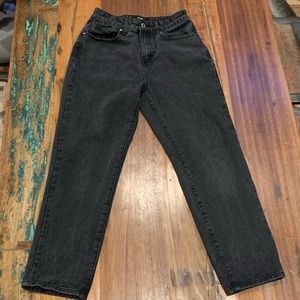 Cotton On - High Waisted Mom Jeans